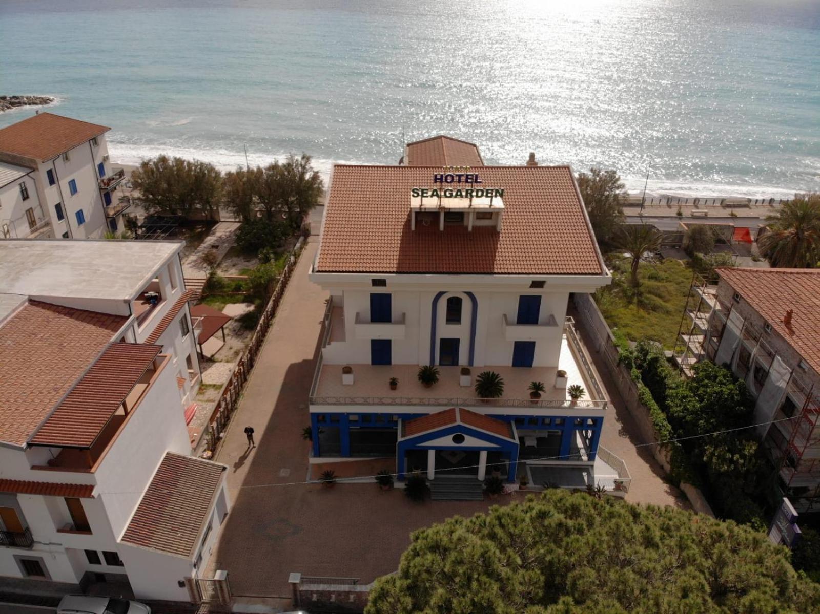 Sea Garden Hotel Acquappesa Dış mekan fotoğraf